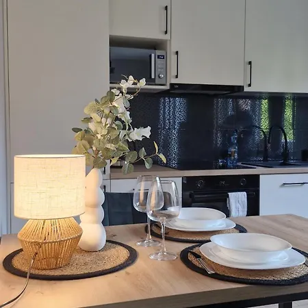 Elite 1 Jezyce- Baranczaka 1 Poznań