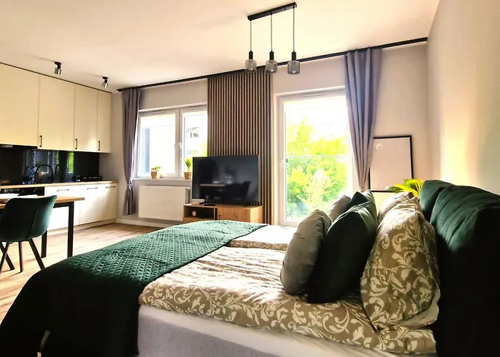 Elite 1 Jezyce- Baranczaka 1 * Poznań